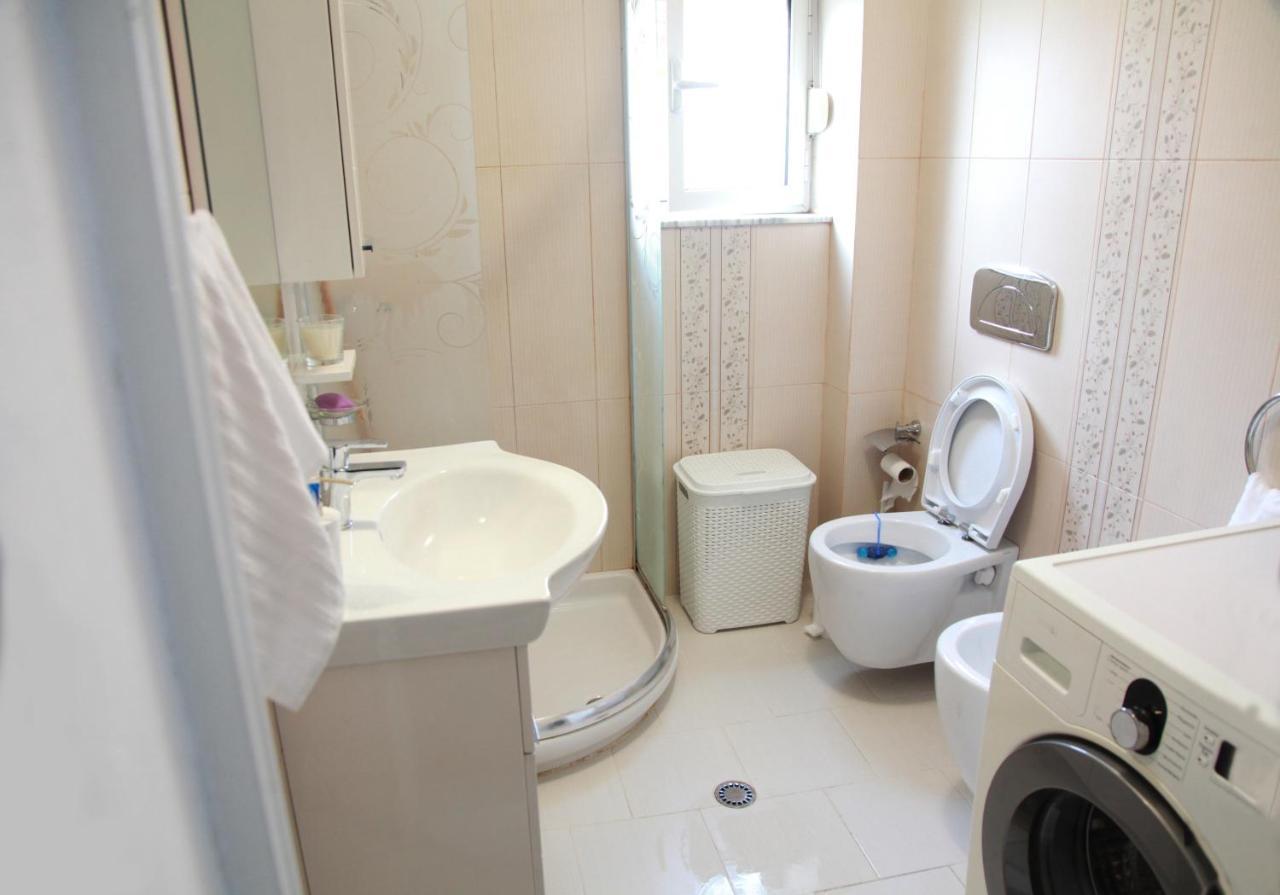 Cozy Central Apartment Tiranë Luaran gambar